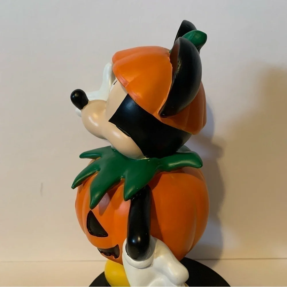 NWT. DISNEY Mickey Mouse Pumpkin Figure